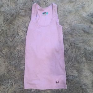 Under Armour small fitted tank top